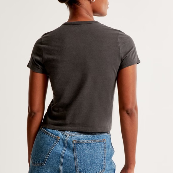 NEW ABERCROMBIE & FITCH 
Vol. 28 Short-Sleeve Jimi Hendrix Graphic Skimming Sz:L - Picture 2 of 8